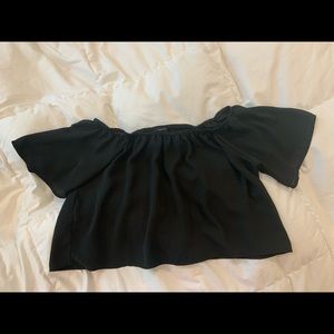 Off shoulder midi black shirt